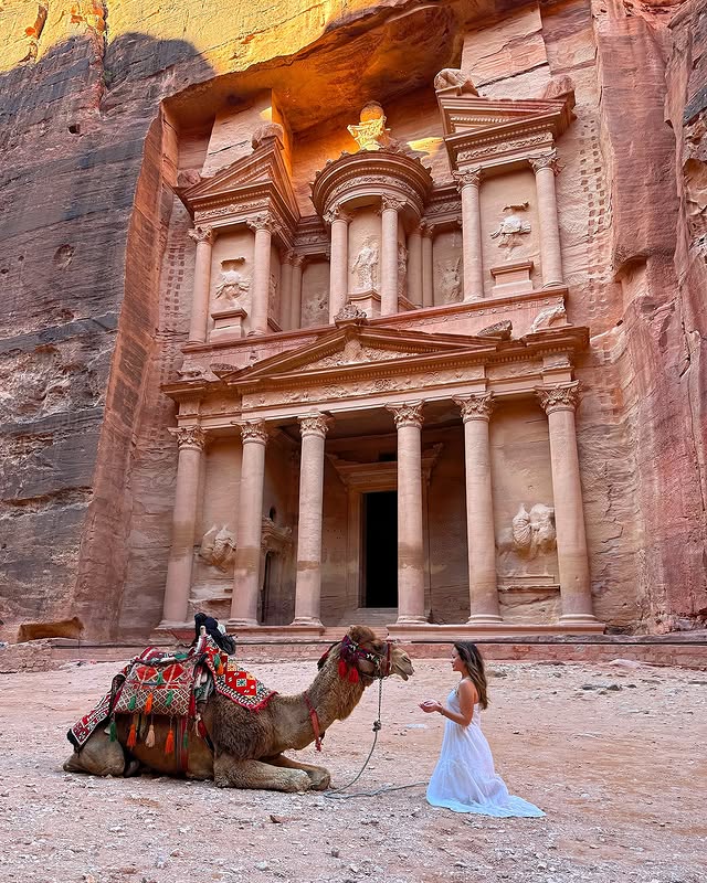 Petra’ya gelmeden önce bilmen gereken 5 şey📌 Bu listeyi kaydetmeden yola çıkma! 1. Giriş ücreti günl…