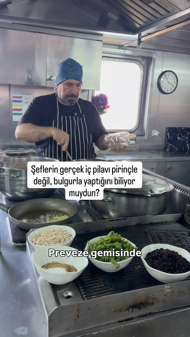 Eskiden büyük sofralar kurulur, evin içi mis gibi kavrulmuş soğan, tereyağı ve taze ot kokardı… Bulg…