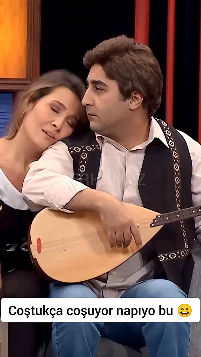 Bu video, Türkiye’nin popüler komedi programı Güldür Güldür Show’dan alınan eğlenceli bir kesittir. …