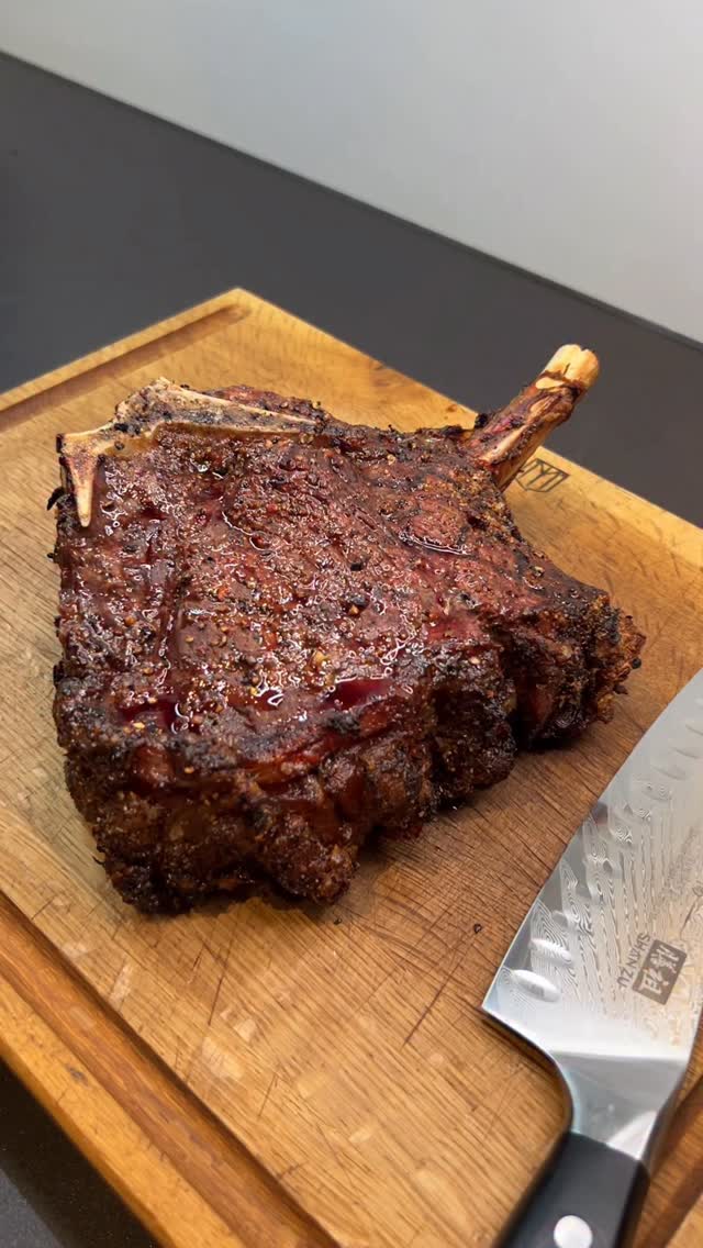 (Werbung) Cowboysteak 🤤 Bestes Fleisch gibt’s bei Kreutzers. Mit dem Code DRIEVORDEN spart ihr 10 %.…