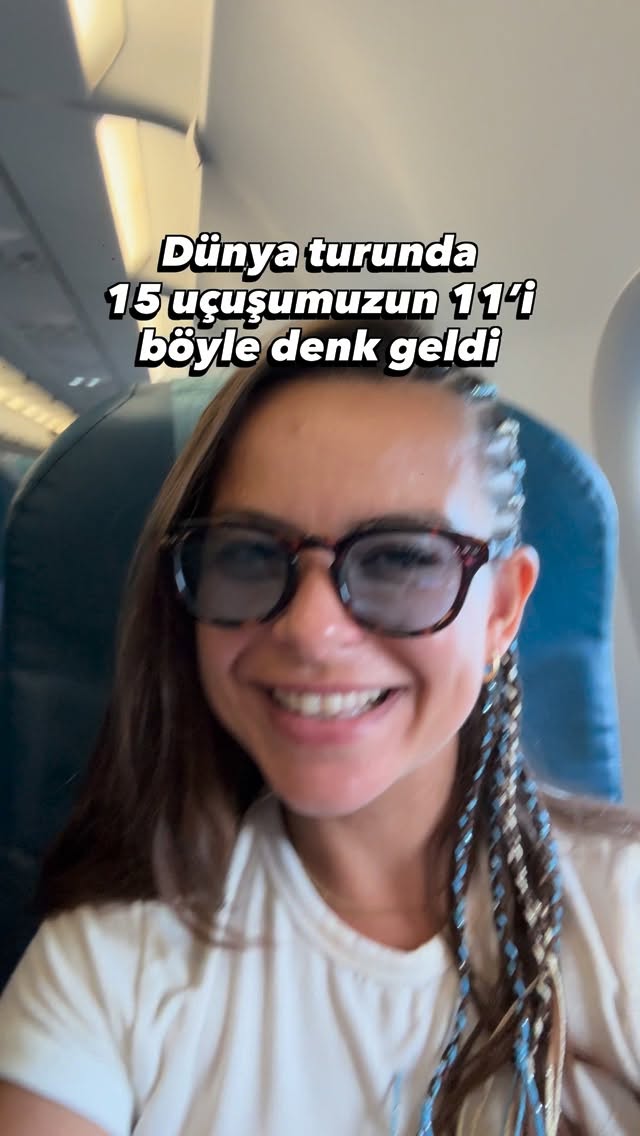 15 uçuşun 11’inde ya acil çıkışa yada yanı boş koltuklara denk geldik 🥳 “Sürekli yan koltuğumuzun bo…