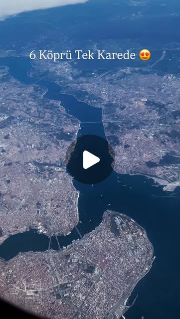 İstanbul semalarında 6 köprü tek karede 🌉 Sizce yükseklik kaç metre? #aviation #plane #view #bridge …