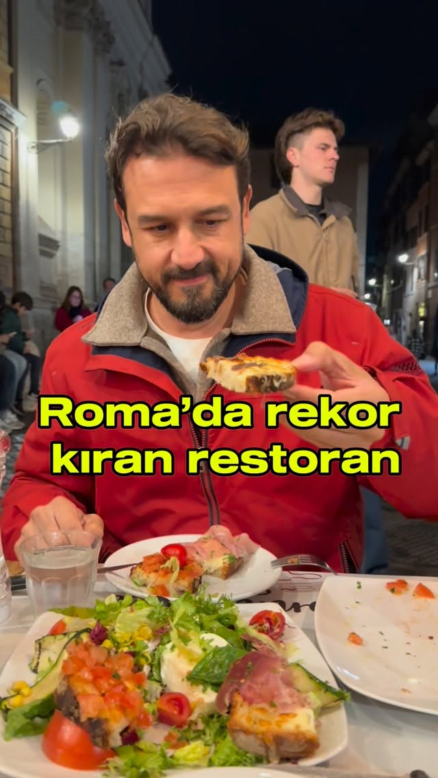 @tonnarellofficial burası İtalya Roma’da ( reklam ) bir çok restoran tavsiye edilen formunda rekorla…
