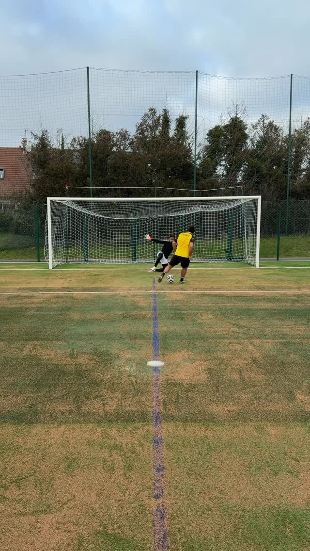 Art of save #reels #foryou #football #goalkeeper