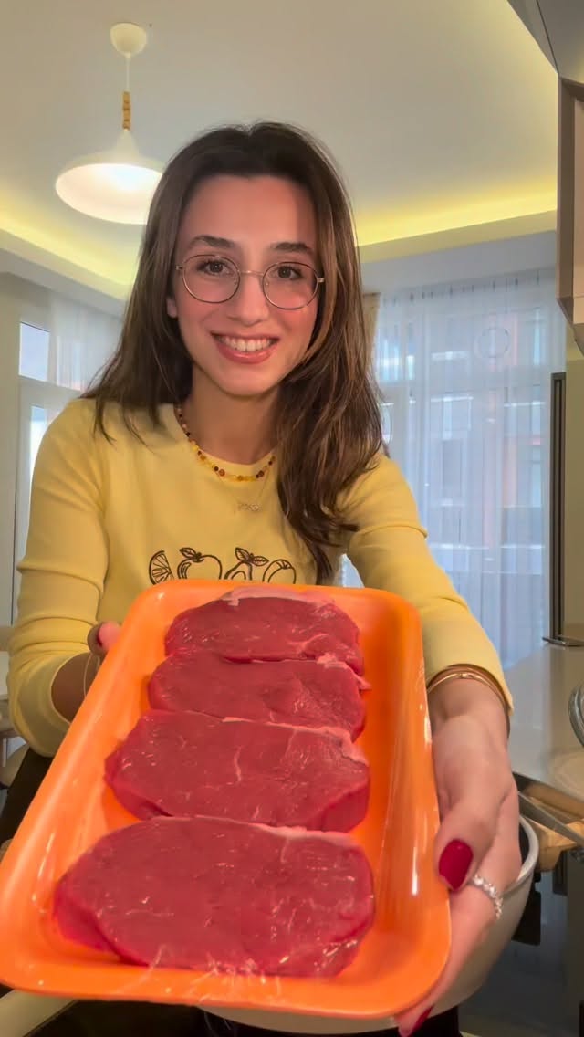 Masterchef rıfat usulü dana biftek o kadar güzel oluyor ki bu yöntemle denemediyseniz mutlaka bir şa…