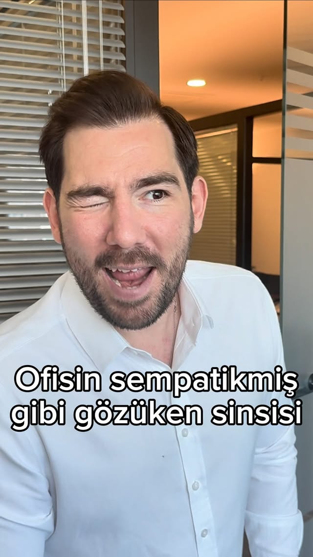Kendi aklınca laf sokar 😀
