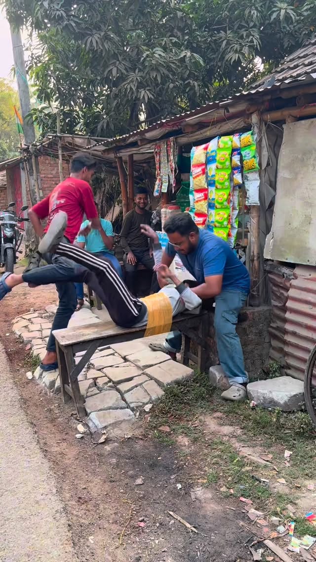 BENCH KE SHAT TEEP PRANK2😂😂🤣 . . . #trending #instagram #viral #follow #like