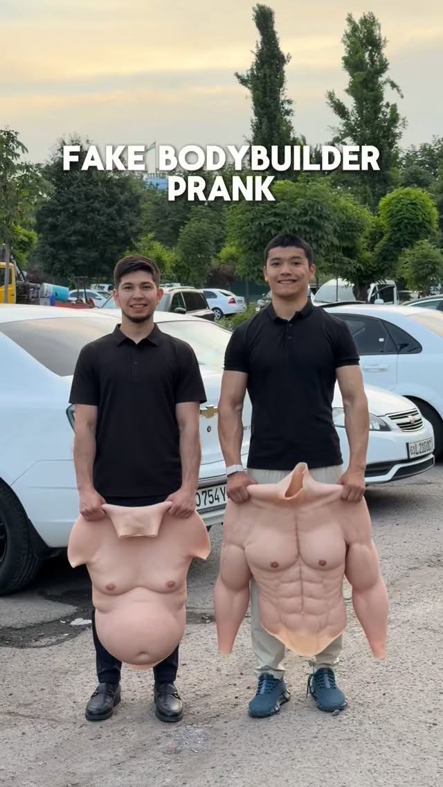 Muscle suit Prank😂🔥