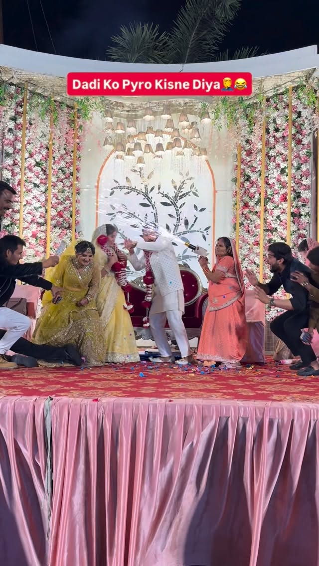 Shadi Ki 12 Baja De 😂 #funny #comedy #viral #trending #shadi