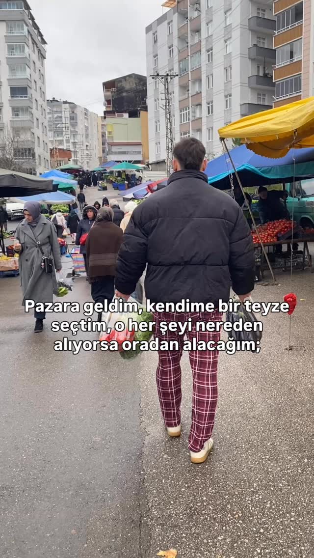 Pazarda ne yapacağımı bilemeyiş . . . . . #keşfetteyiz #reels #kesfet