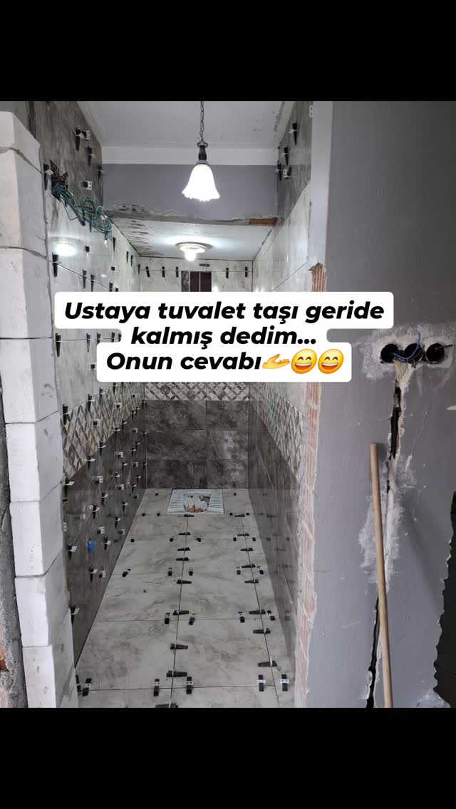 Yeni aldığımız tuvalet taşı büyük olduğundan bu şekilde oldu, kullanım ve konum açısından bir zorluğ…