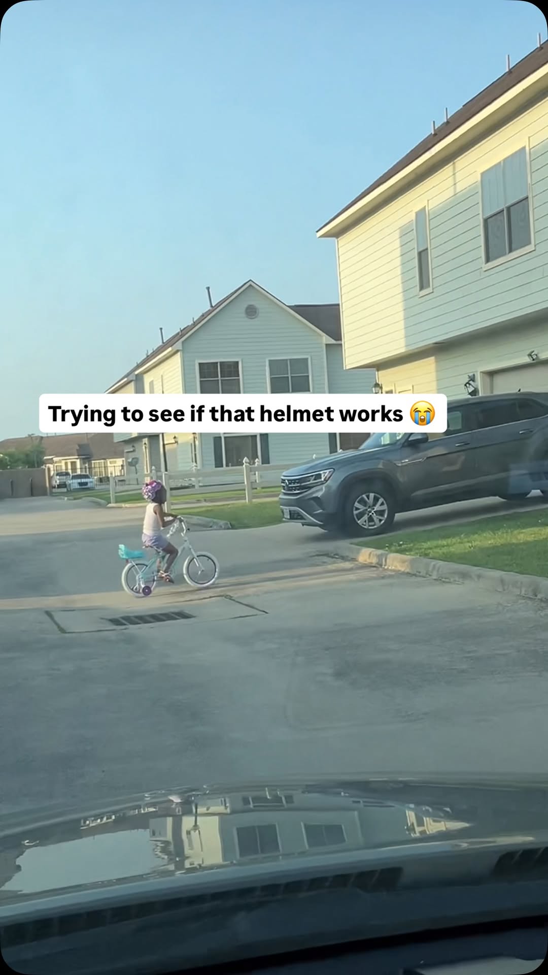 Safety first 😂😂 (Via @kourtneichisley)