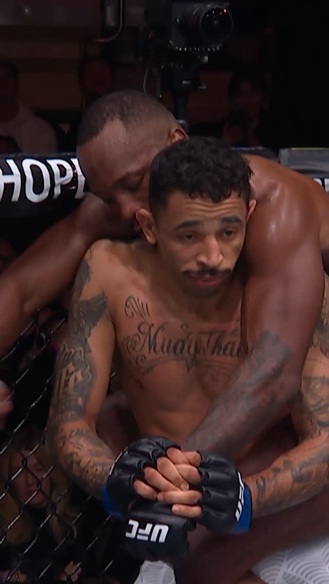 Ставь ❤️, если хочешь быть таким же спокойным, как Карлос Пратес! #UFCPerth