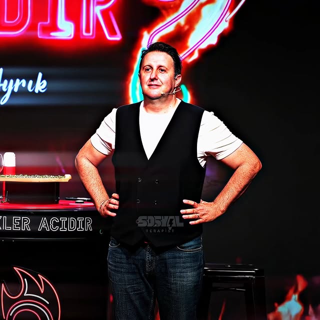 İlişkilerde romantizmin neden hep tek tarafa yüklendiğini hiç düşündünüz mü? Videodaki o can alıcı s…