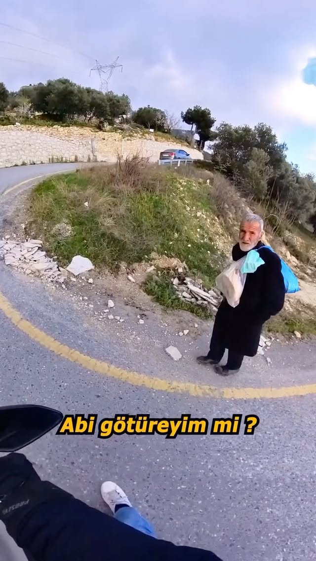 Bazen başkası nasibin olur, bazen başkasının nasibi olursun... . . . . #motovlog #keșfet #duygusalvi…