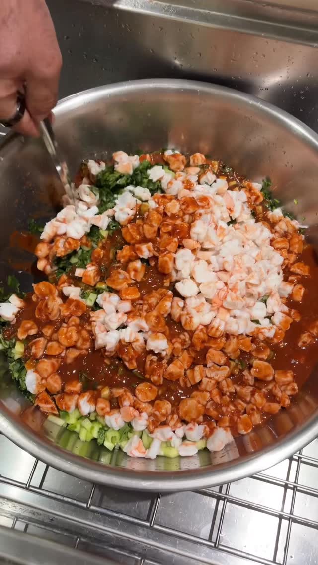 You know what time it is 😮‍💨 Fresh shrimp CEVICHE - Roma tomato - Red onion - Green onion (just the …