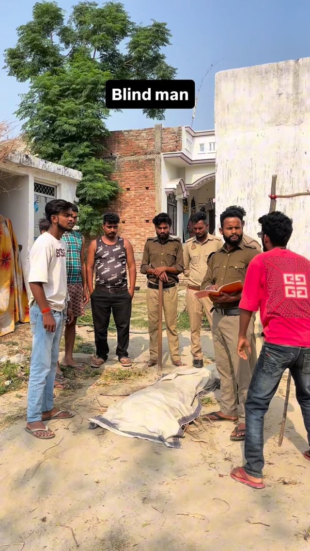 Blind man ( mujhe laga mere friend ki bike hai lekin police ki thi )