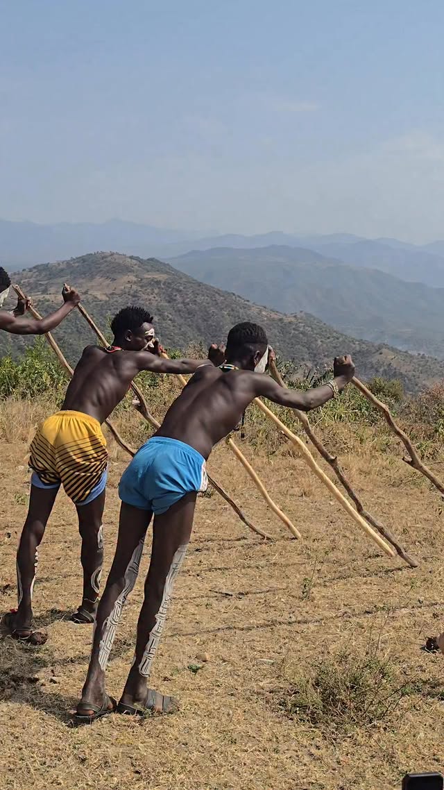 Bana Tribe Ethiopia #Ethiopia #africa #travelgram #natgeotravel #travelblogger #photo #photographylo…