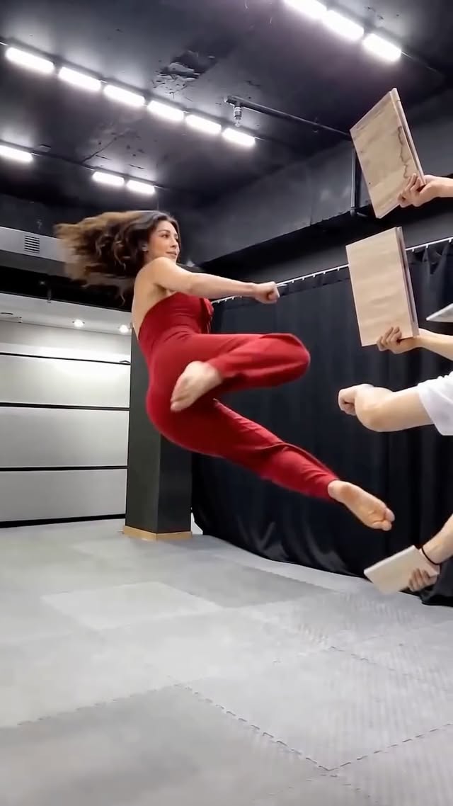 Who's down for a fight? I hereby invite you to join me for some intense martial arts training The fi…