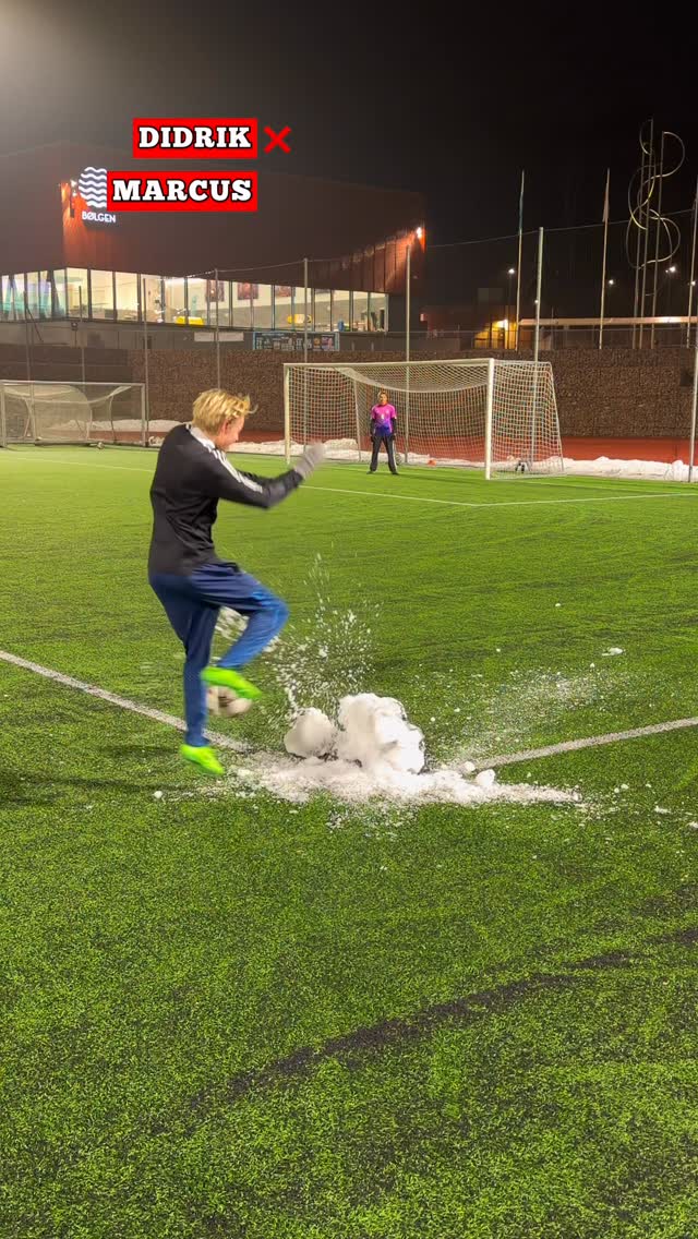 4 Corner Football Challenge ⚽️😂 #football #soccer #reels