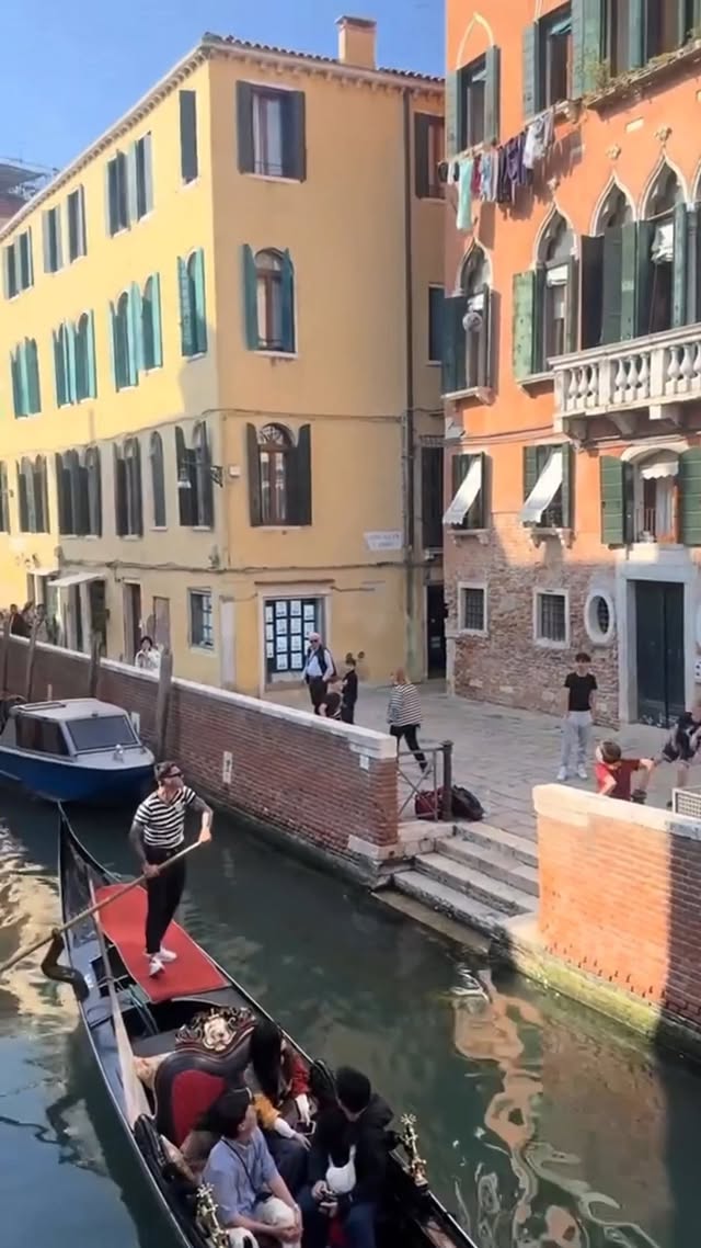 🇮🇹⚽ Venice is buzzing again with Venezia FC back in Serie A, and football is taking over the city’s …