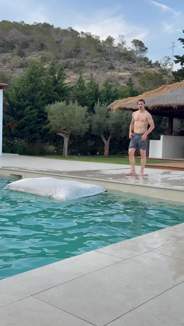 What @zlatan does with a football, I do with a tennis ball #zlatan
