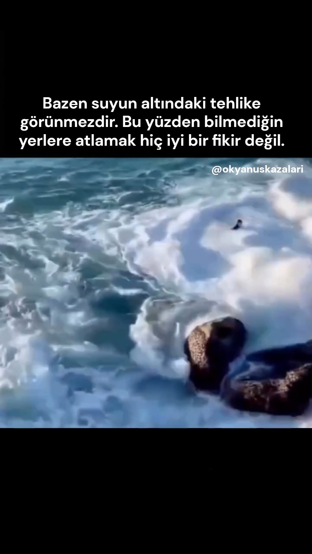 Görüntülerde, yüzmeye uygun olmayan bir noktadan suya atlayan bir kişi var. Kıyıdaki kayalara çıkmay…