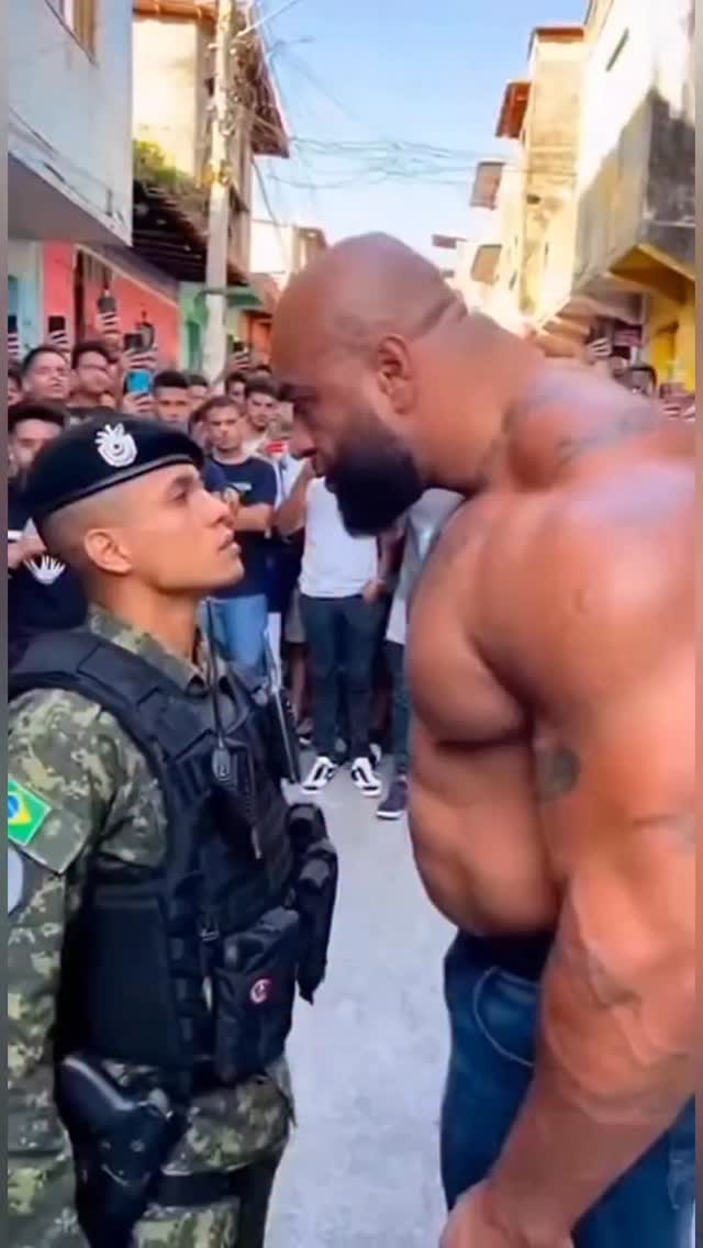 Deu ruim pro Grandão #viral #ia #foryou #rodrigoamerica #fy