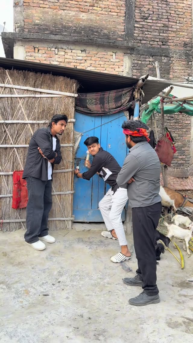 ऊपर वाला ना देखी हन 😂😂😂#manimeraj09 #viral #trending #reels #treandingreels @instagram India Bihar