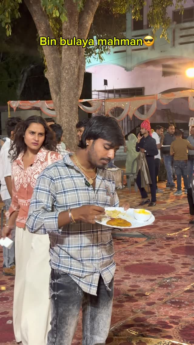 Pgl h ye ladki 😎🤣