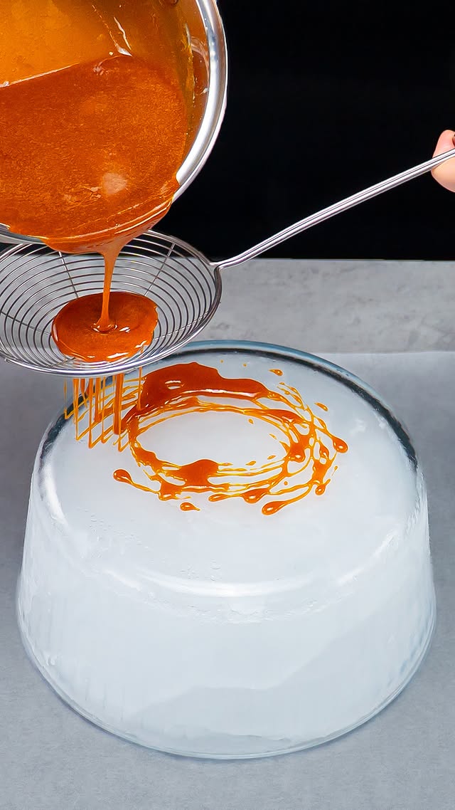 The no-bake cake that comes out perfect every time. Recipe from a pastry chef Ingredients caramel: 3…