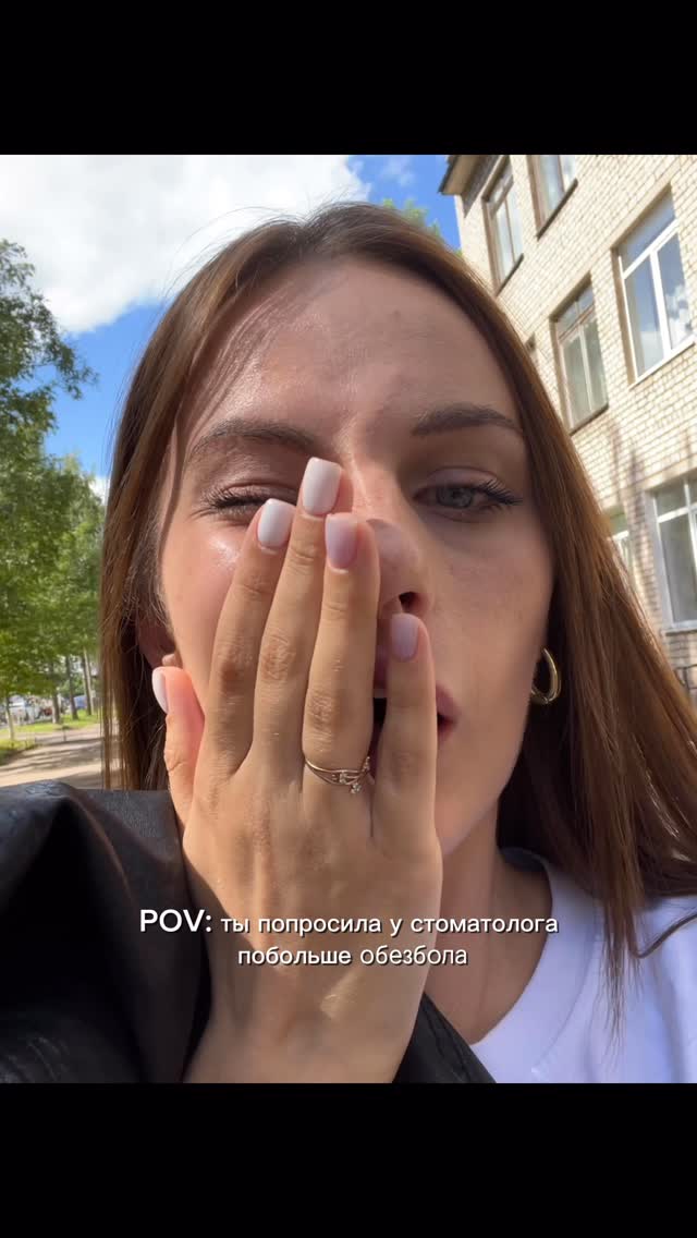 Как вы думаете, я плачу или смеюсь ? 😹
