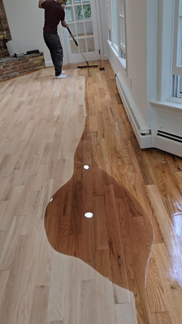 Natural floor tres un cuarto red oak #diy #isaiasabrego #woodwork #fyp #construction flooring
