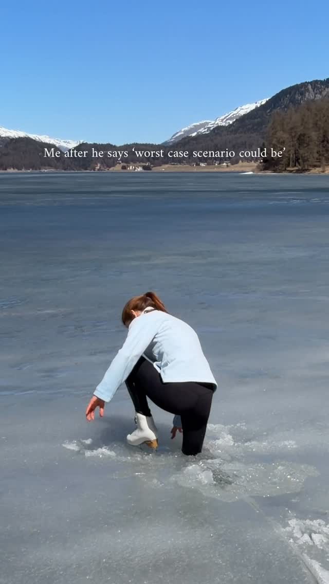 🤣 Can happen. No worries, no one was hurt. #skating #iceskating #fail #meme #frozenlake