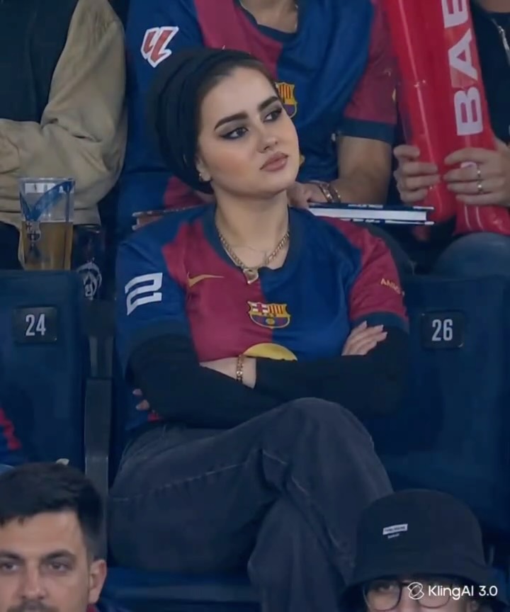 ⁨ ⁨ يمكن مؤقت عجبني الترند 💙♥️⁩⁩