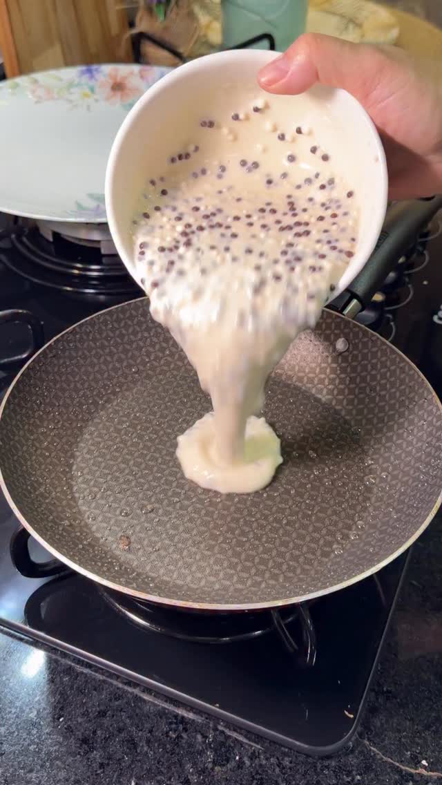 Panqueca americana Ingredientes: 1 xícaras de trigo, 1 xícara de leite, 1 ovos, 1 colher de óleo, 1 …
