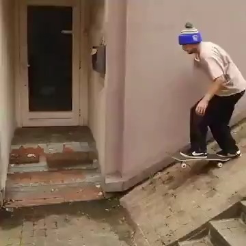 Tem gente tentando evoluir… enquanto outros estão ocupados tentando interromper. E isso diz muito ma…