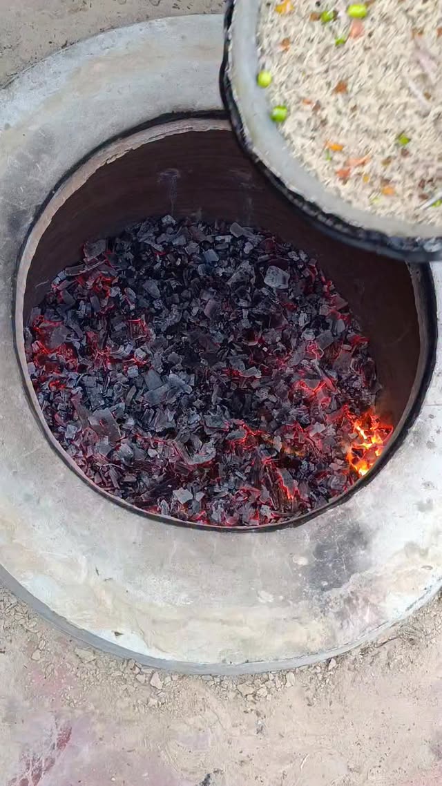 Allah Pak sabke rizq Mai Barkat de #foodmaking #reelsvideo #fypシ #viralreelschallenge