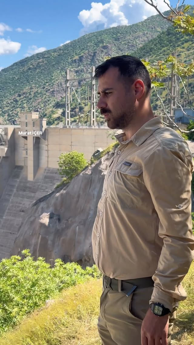 Karakaya Baraj kapaklarının açılmasıyla görsel şölen oluştu 🫠 📍Karakaya, Çüngüş, Diyarbakır Daha faz…