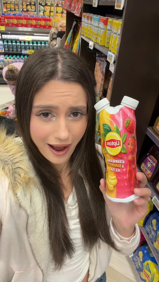 STRAWBERINA & LIPTON????😱😱😱 @lianayel
