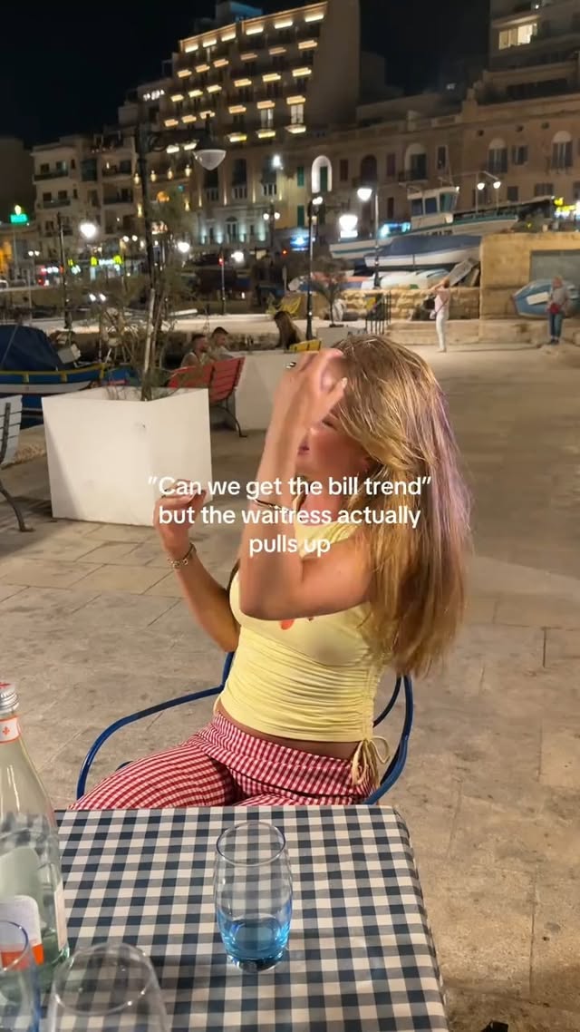 Awkward moments #funnyvideos #funny #funnytiktok #Foryou #awkward #viral #usa #fyp