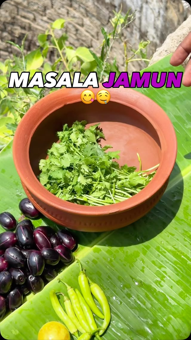 Masala Jamun💜🤤 47th second is my fav😂🤌 . . . . . . . . . . . . . #viral #reels #foodie #food #explor…