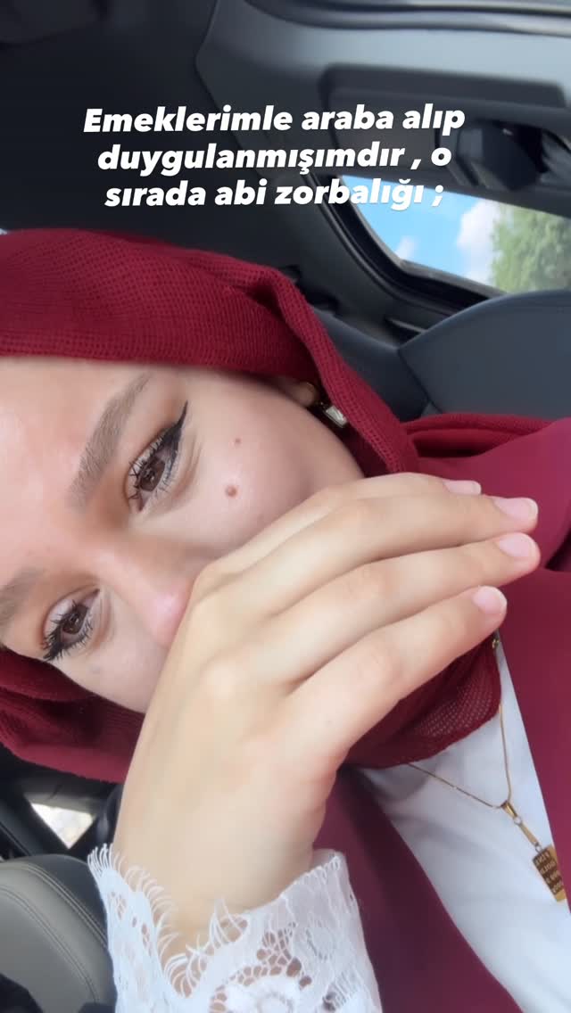 Sizin abilerinizde böyle mi ? 😫🤣