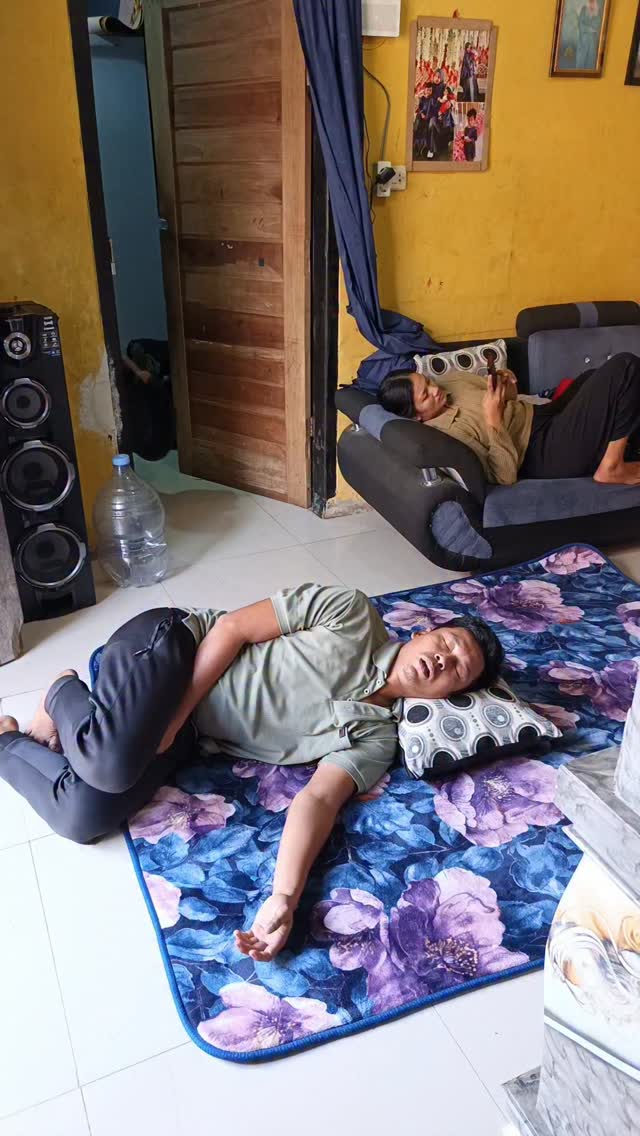 Ditinggal ibunya 🤣🤣🤣 #comedy #funnyvidios