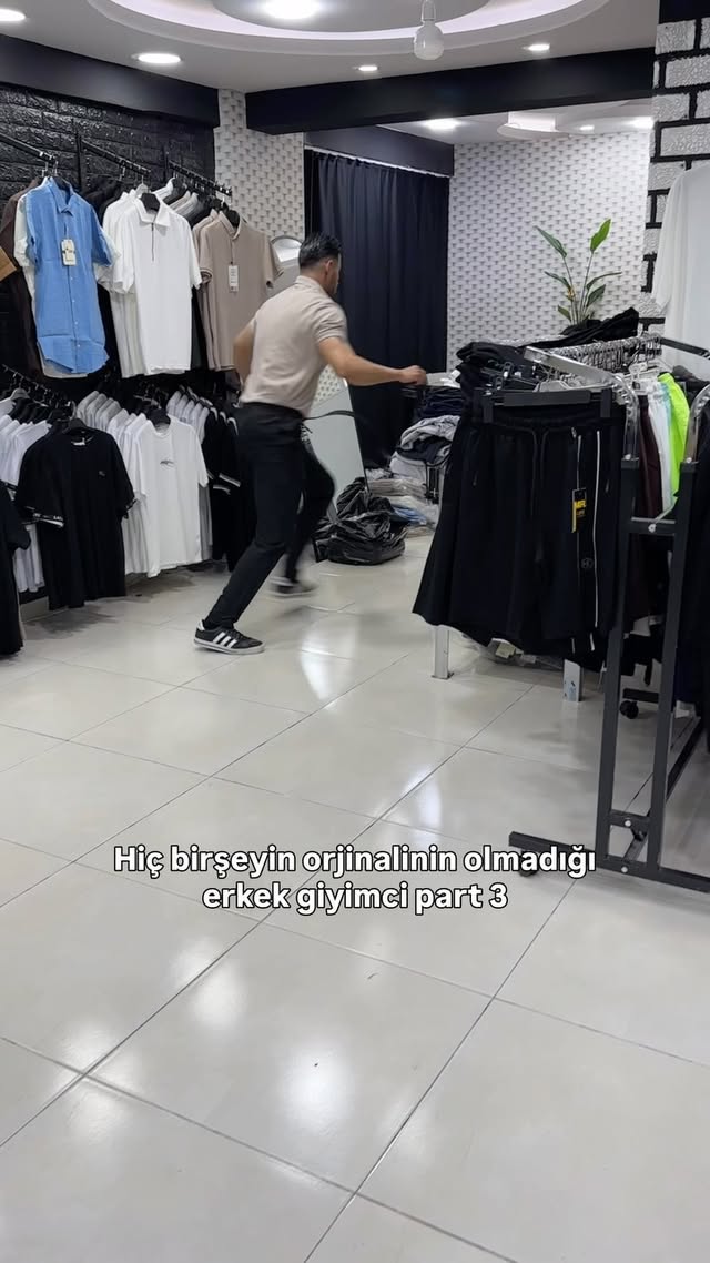 Ve beklenen serinin 3. Bölümü sizlerle🥳🤭Takip ederek birbirinden güzel serileri kaçırmayın iyi seyir…