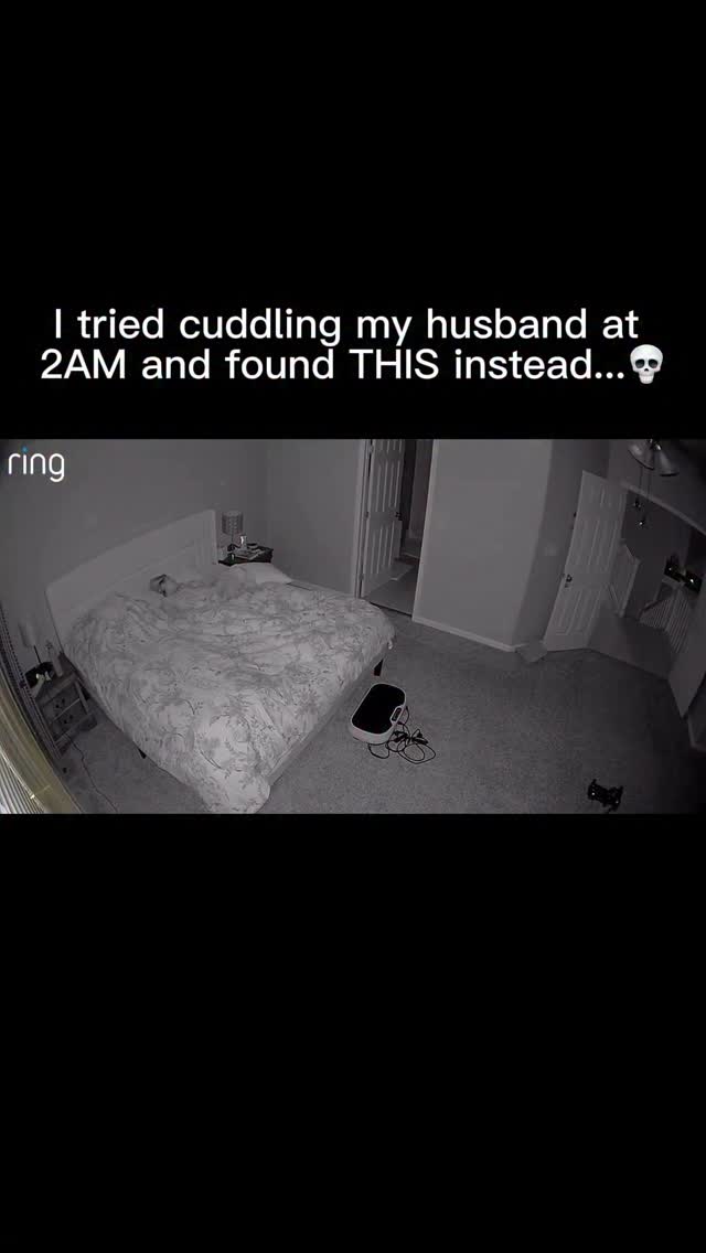 He really made a whole decoy body just to play Xbox 😭💀