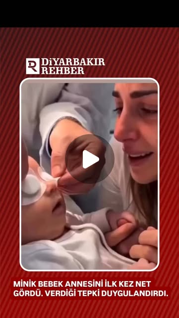 ANNESİNİ İLK KEZ NET GÖRDÜ! Geçirdiği göz ameliyatının ardından dünyayı daha net görmeye başlayan mi…