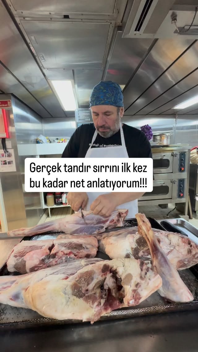 Gemimize yeni bir kaptan gelmişti. Bir gün ikinci kaptan mutfağa gelip kaptanın bazı yemekler istedi…