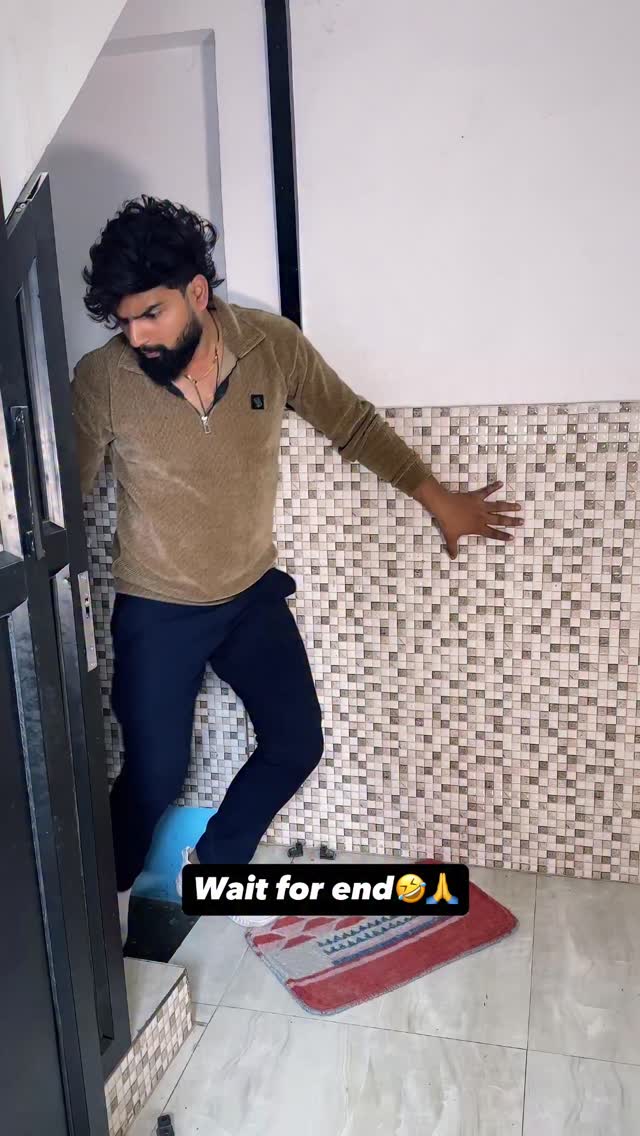 Wait for end🤣🙏 #reels #funnyreels #comedyreels #lovestory #sagarkds