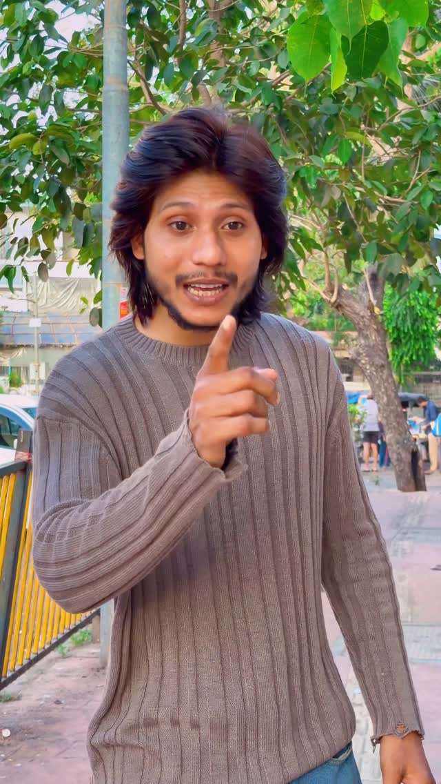 Gutka lover 🤣 . . #explore #instagram #comedy #reels #mujassimkhan